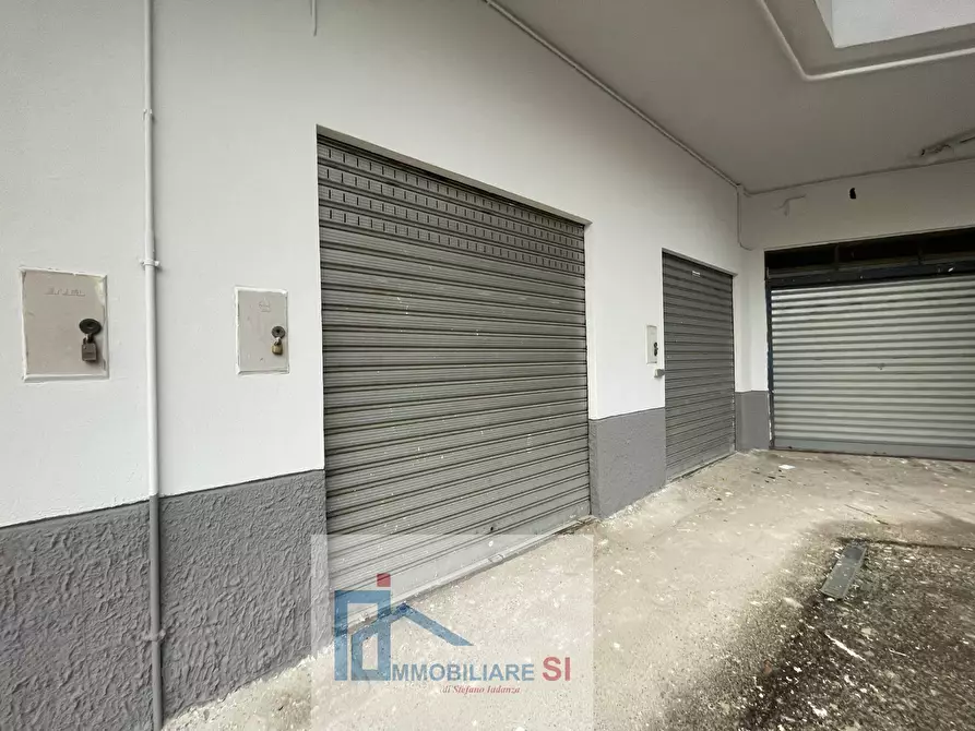 Immagine 2 di Box auto in vendita  in Via XXV Luglio 23 a Benevento