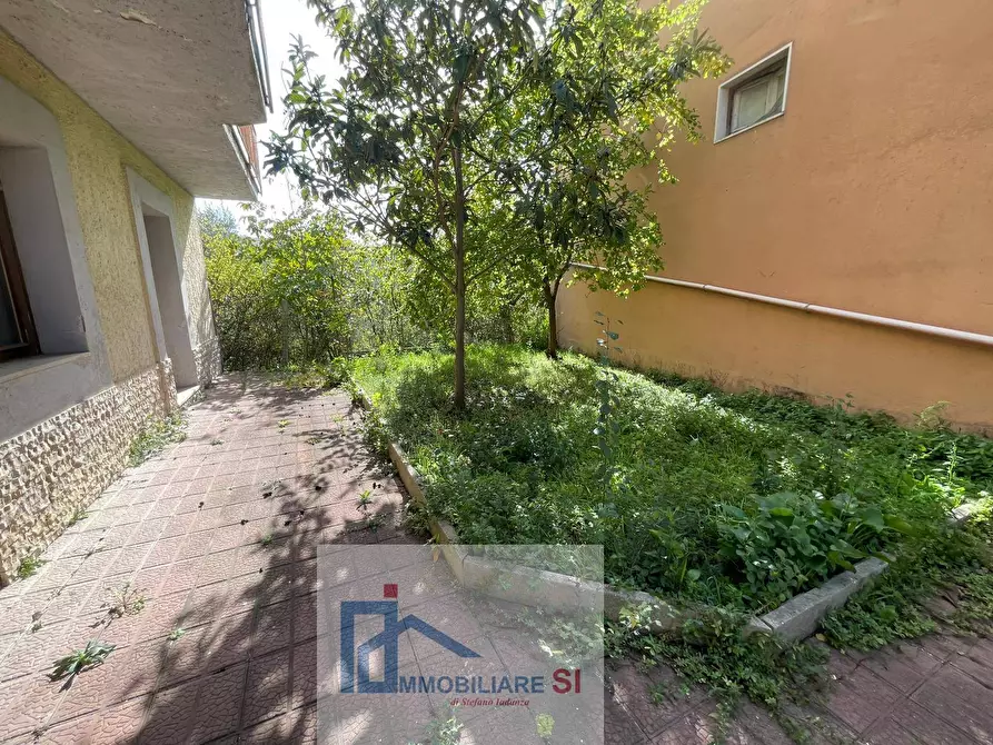 Immagine 5 di Casa indipendente in vendita  in Via Municipio a Sant'angelo A Cupolo