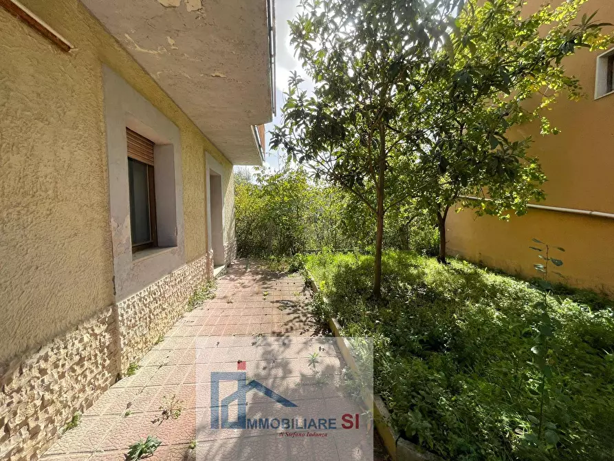 Immagine 7 di Casa indipendente in vendita  in Via Municipio a Sant'angelo A Cupolo