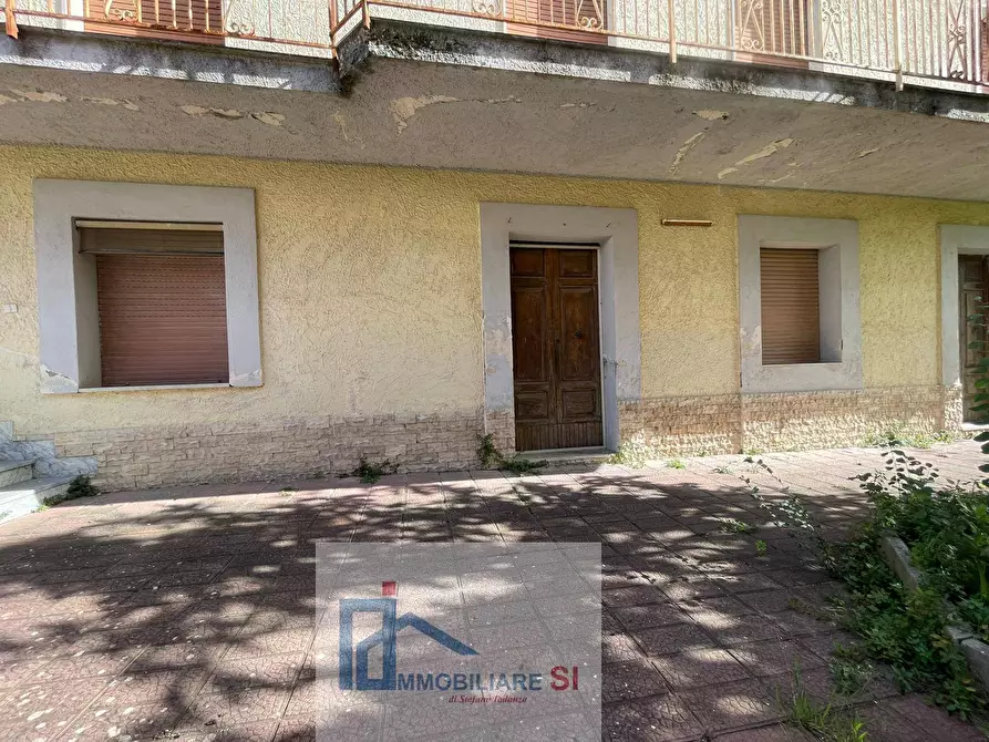 Immagine 11 di Casa indipendente in vendita  in Via Municipio a Sant'angelo A Cupolo