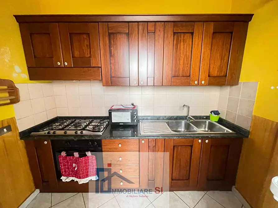 Immagine 18 di Casa semindipendente in vendita  in Via Capovitulano a Vitulano