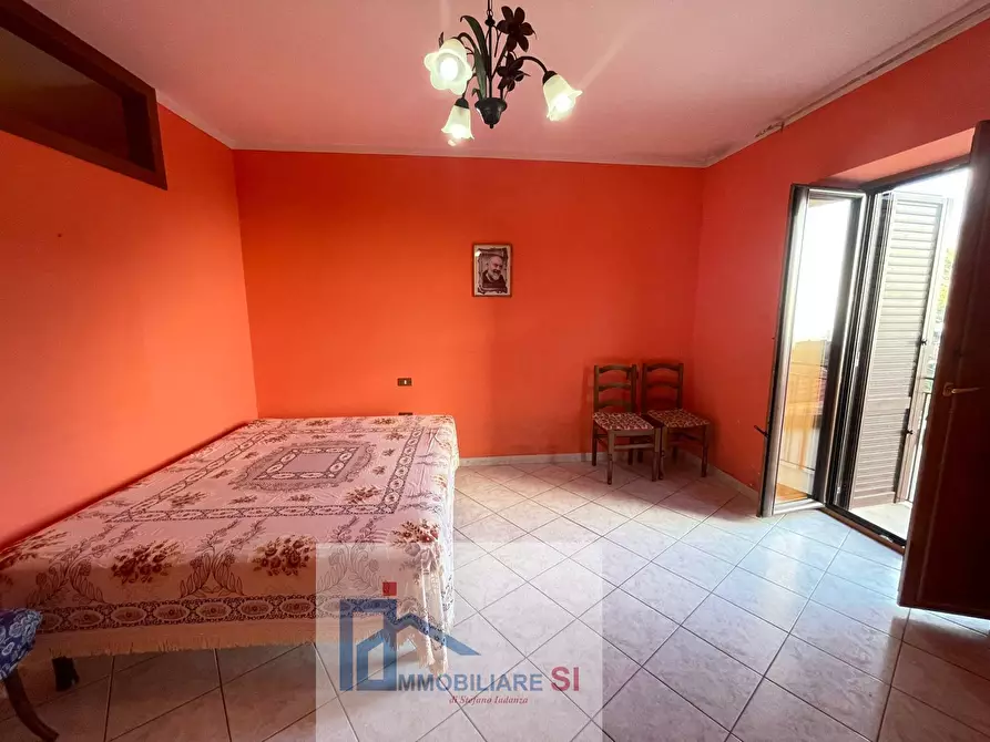 Immagine 24 di Casa semindipendente in vendita  in Via Capovitulano a Vitulano