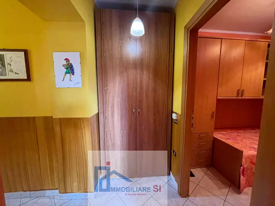 Immagine 28 di Casa semindipendente in vendita  in Via Capovitulano a Vitulano