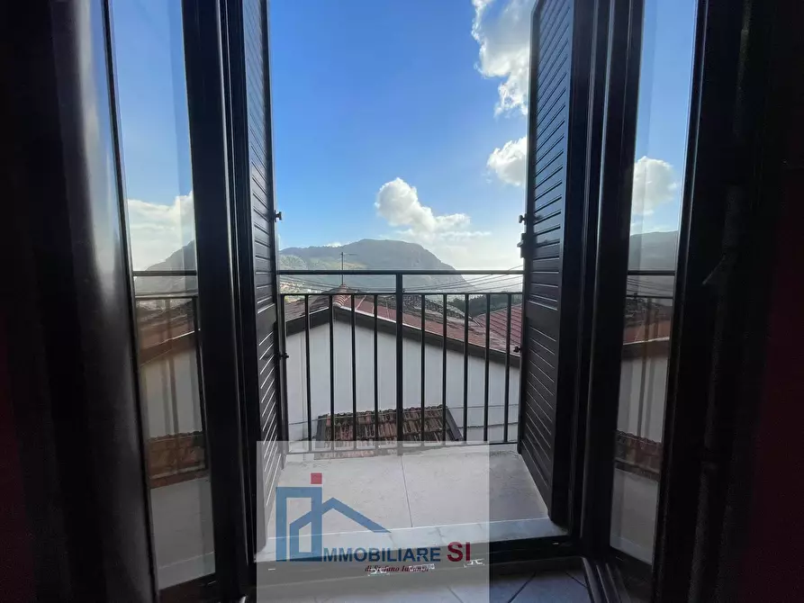 Immagine 3 di Casa semindipendente in vendita  in Via Capovitulano a Vitulano