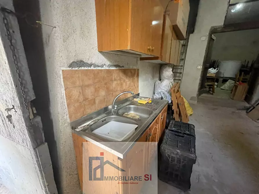 Immagine 42 di Casa semindipendente in vendita  in Via Capovitulano a Vitulano