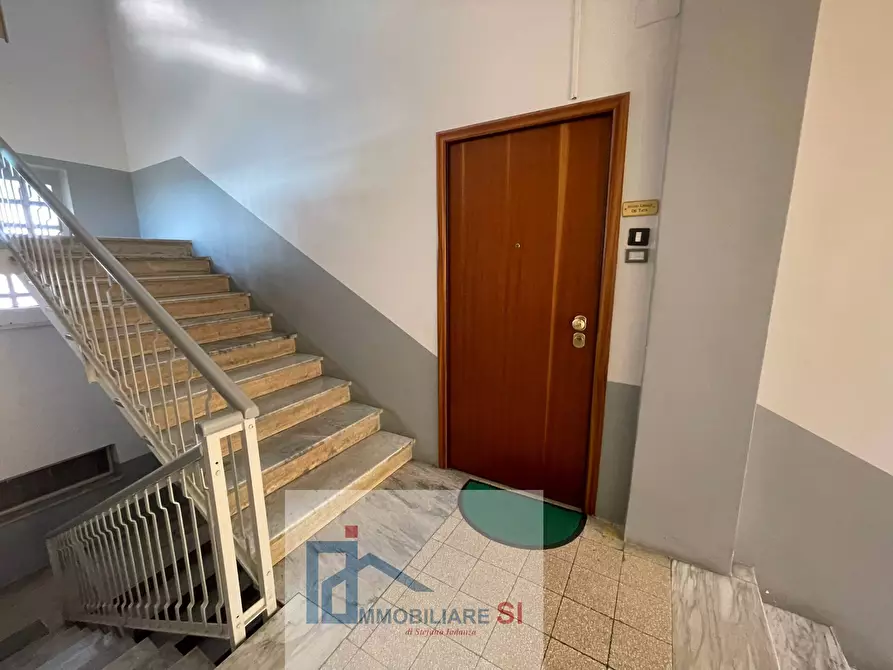 Immagine 5 di Ufficio in affitto  in Viale Atlantici a Benevento