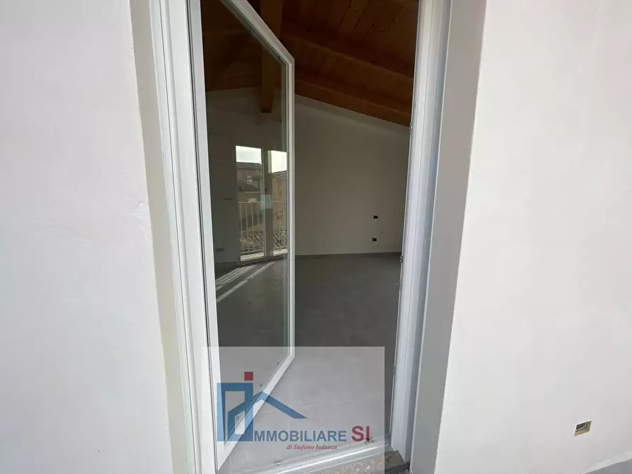 Immagine 29 di Appartamento in affitto  in Via Bartolomeo Camerario a Benevento