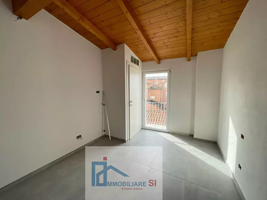 Immagine 18 di Appartamento in affitto  in Via Bartolomeo Camerario a Benevento