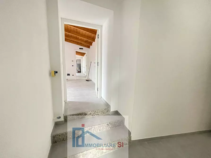 Immagine 5 di Appartamento in affitto  in Via Bartolomeo Camerario a Benevento