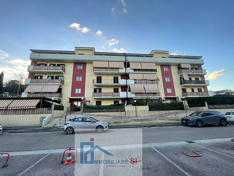 Immagine 1 di Appartamento in vendita  in Via Camillo Benso Cavour a Benevento
