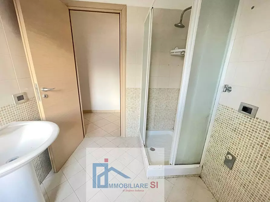 Immagine 9 di Appartamento in vendita  in Via Camillo Benso Cavour a Benevento