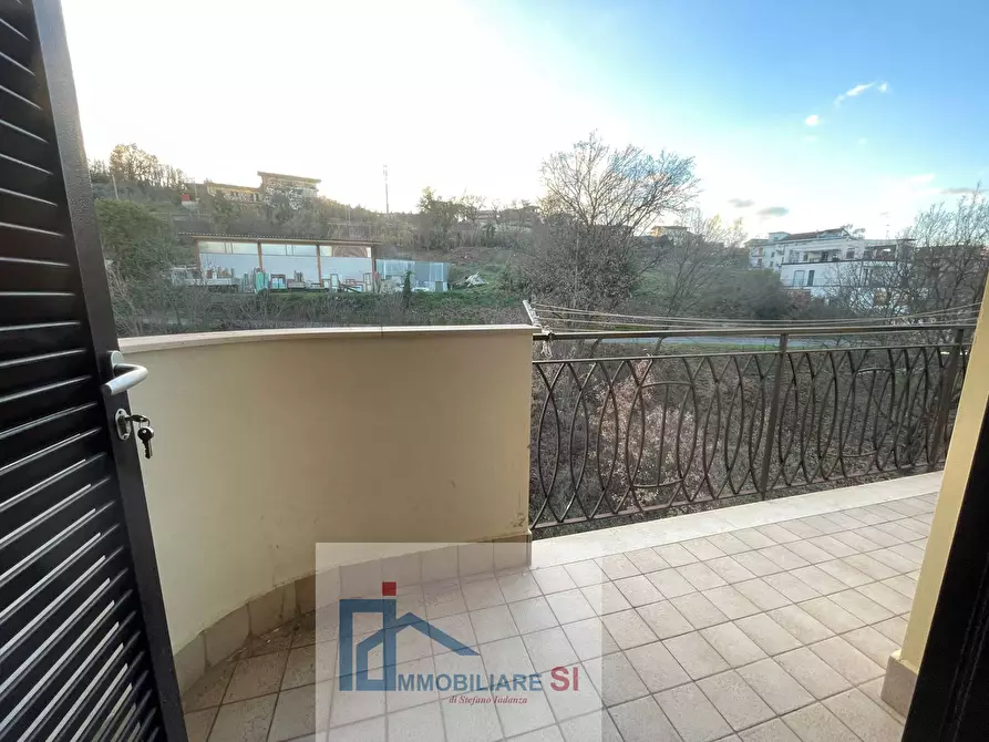 Immagine 5 di Appartamento in vendita  in Via Camillo Benso Cavour a Benevento