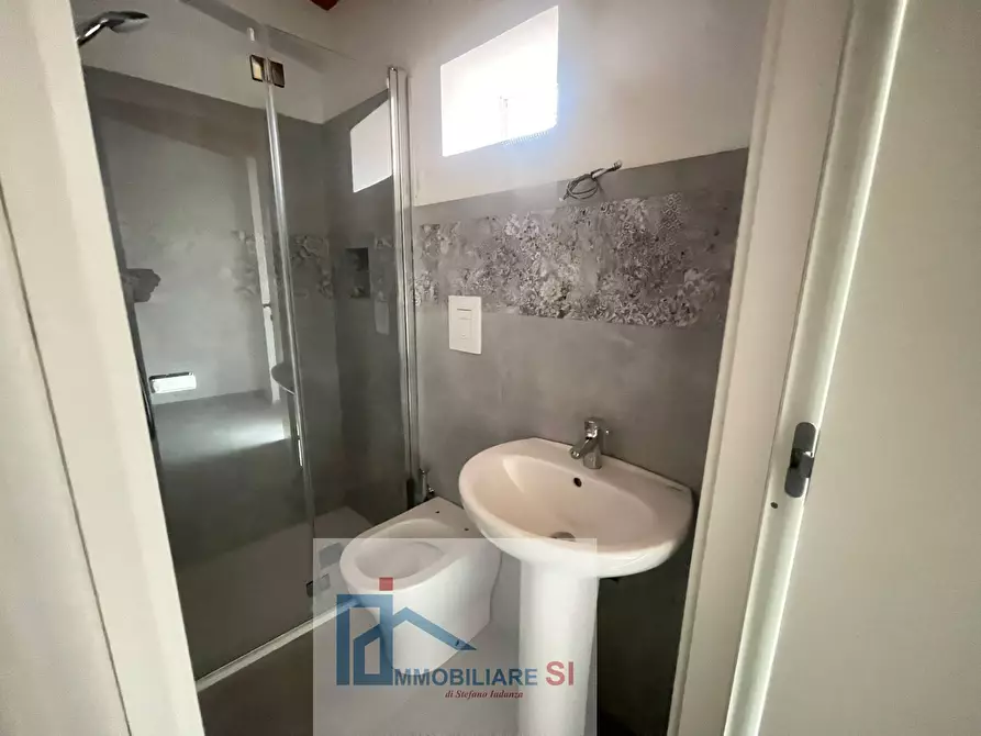 Immagine 23 di Appartamento in affitto  in Via Bartolomeo Camerario a Benevento