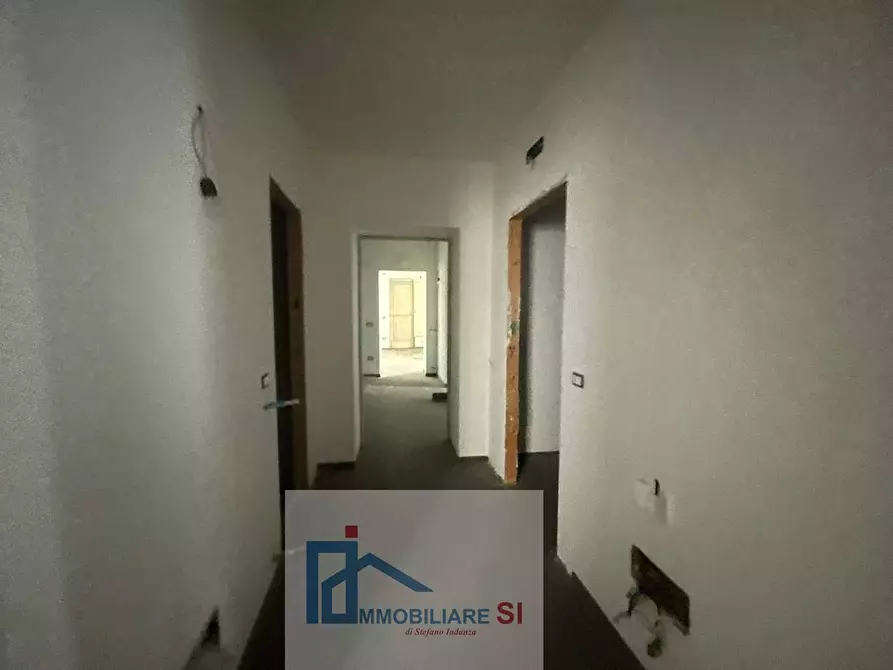 Immagine 9 di Casa semindipendente in vendita  in Via Roma a Cautano