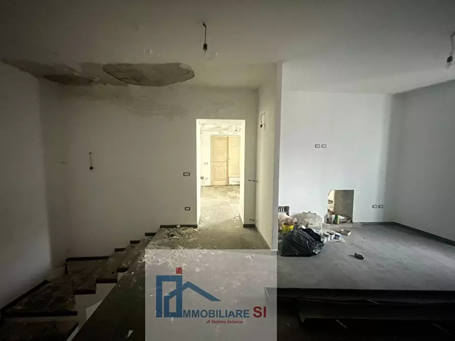 Immagine 15 di Casa semindipendente in vendita  in Via Roma a Cautano
