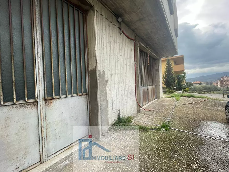 Immagine 8 di Magazzino in vendita  in Via Crocevia Sala a Foglianise