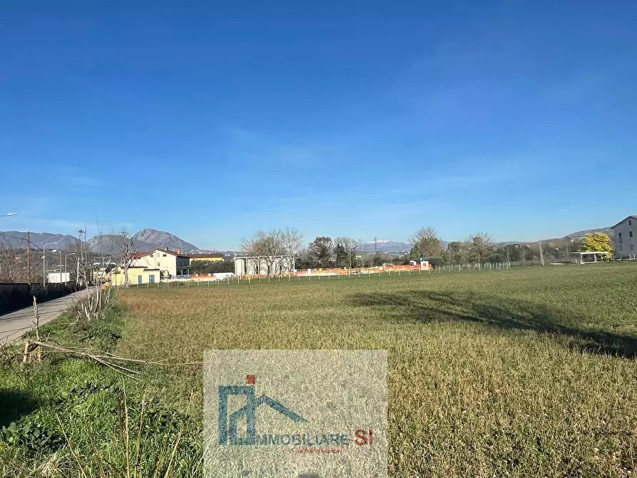 Immagine 10 di Terreno residenziale in vendita  in Via Mura Della Caccia a Benevento