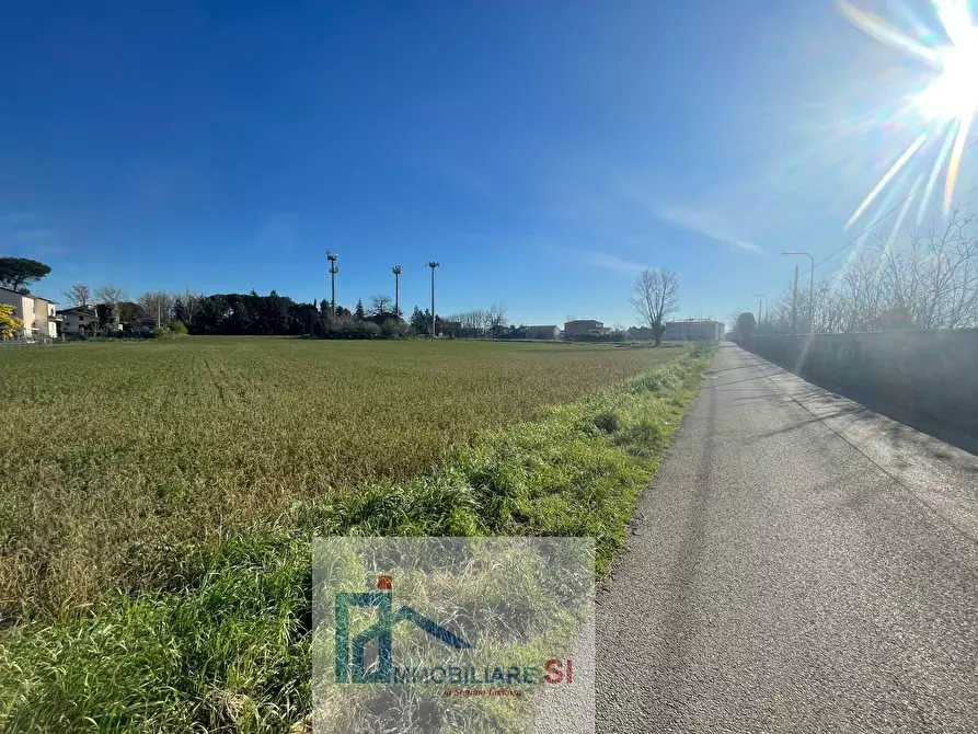 Immagine 12 di Terreno residenziale in vendita  in Via Mura Della Caccia a Benevento