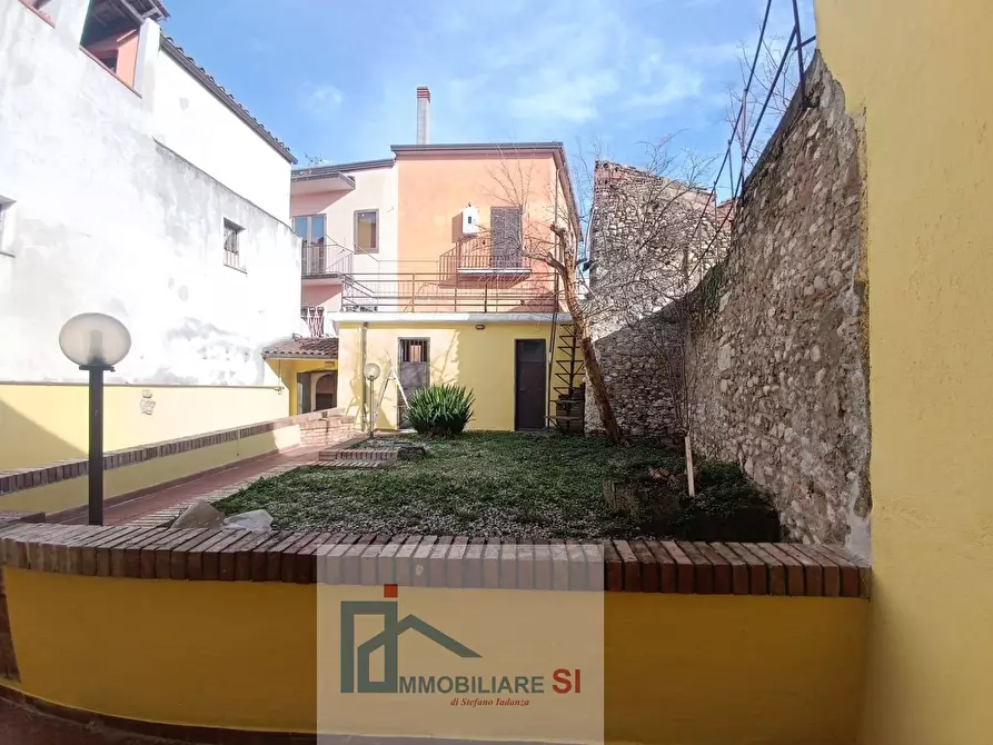 Immagine 5 di Casa semindipendente in vendita  in Vico Arechi a Benevento