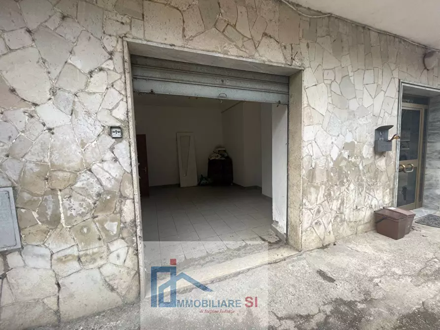 Immagine 4 di Box auto in vendita  in Via Tommaso Rossi a Benevento