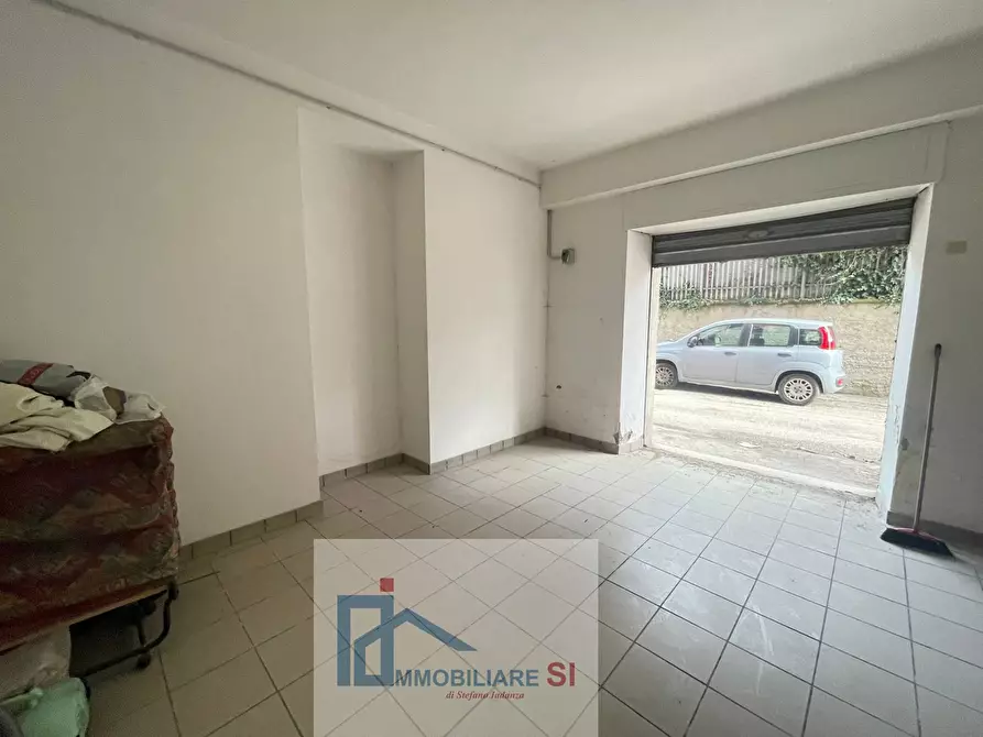 Immagine 8 di Box auto in vendita  in Via Tommaso Rossi a Benevento