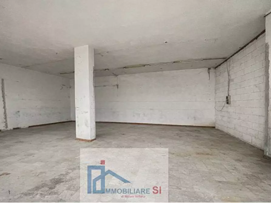 Immagine 5 di Magazzino in vendita  in Via Crocevia Sala a Foglianise