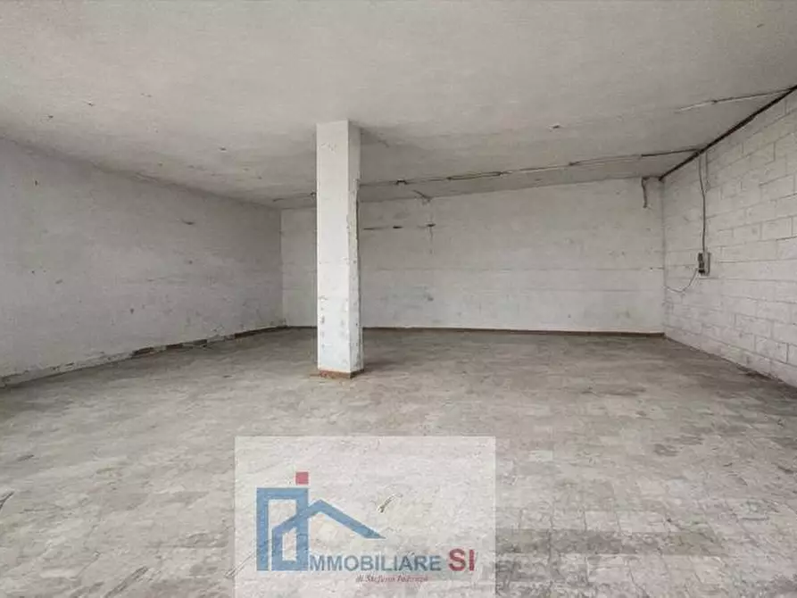Immagine 2 di Magazzino in vendita  in Via Crocevia Sala a Foglianise