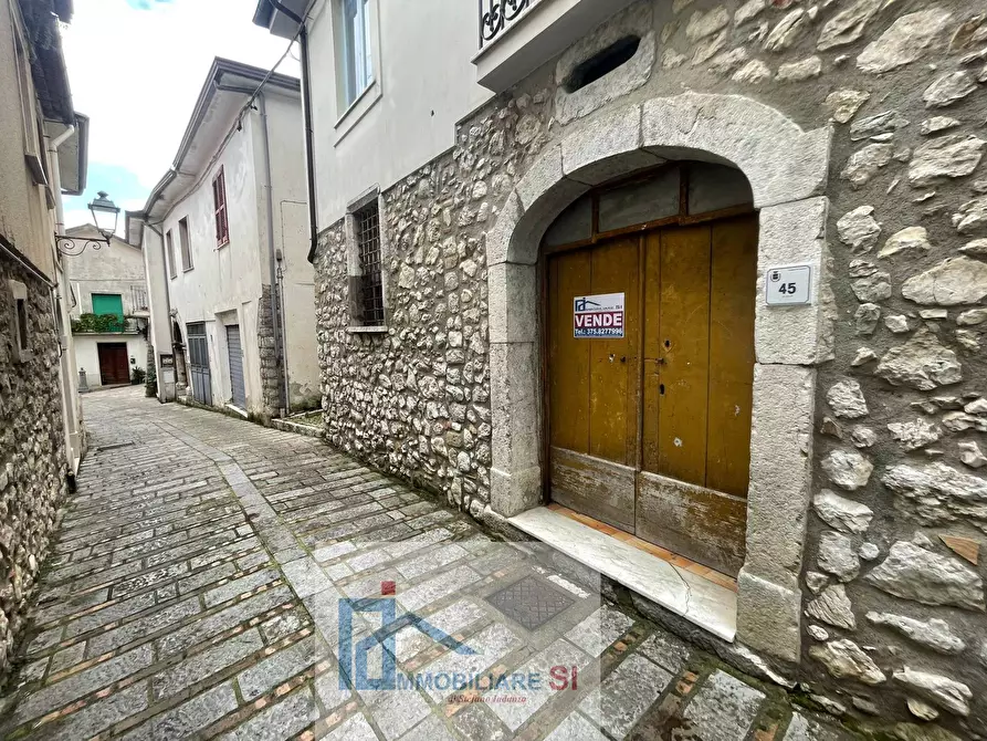 Immagine 3 di Casa semindipendente in vendita  in Via Roma a Cautano