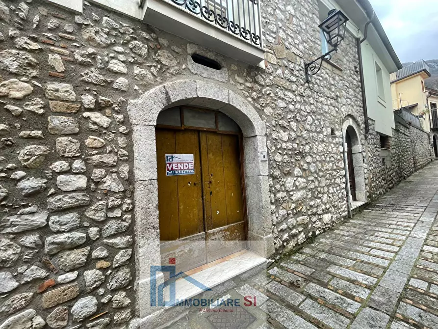 Immagine 4 di Casa semindipendente in vendita  in Via Roma a Cautano