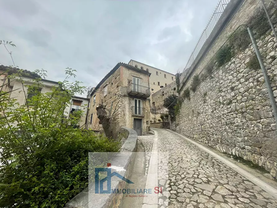 Immagine 2 di Casa semindipendente in vendita  in Via Granatelle a Montesarchio