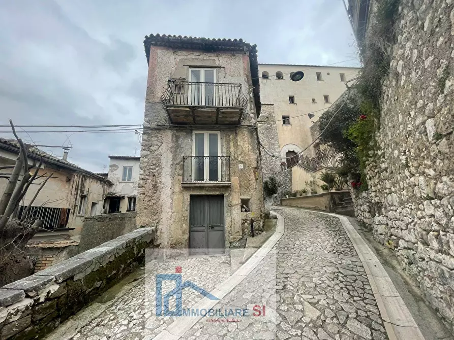 Immagine 3 di Casa semindipendente in vendita  in Via Granatelle a Montesarchio