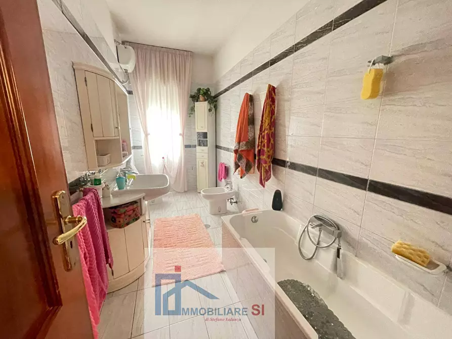 Immagine 23 di Appartamento in vendita  in Via Vanvitelli a Benevento