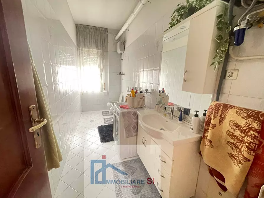 Immagine 26 di Appartamento in vendita  in Via Vanvitelli a Benevento