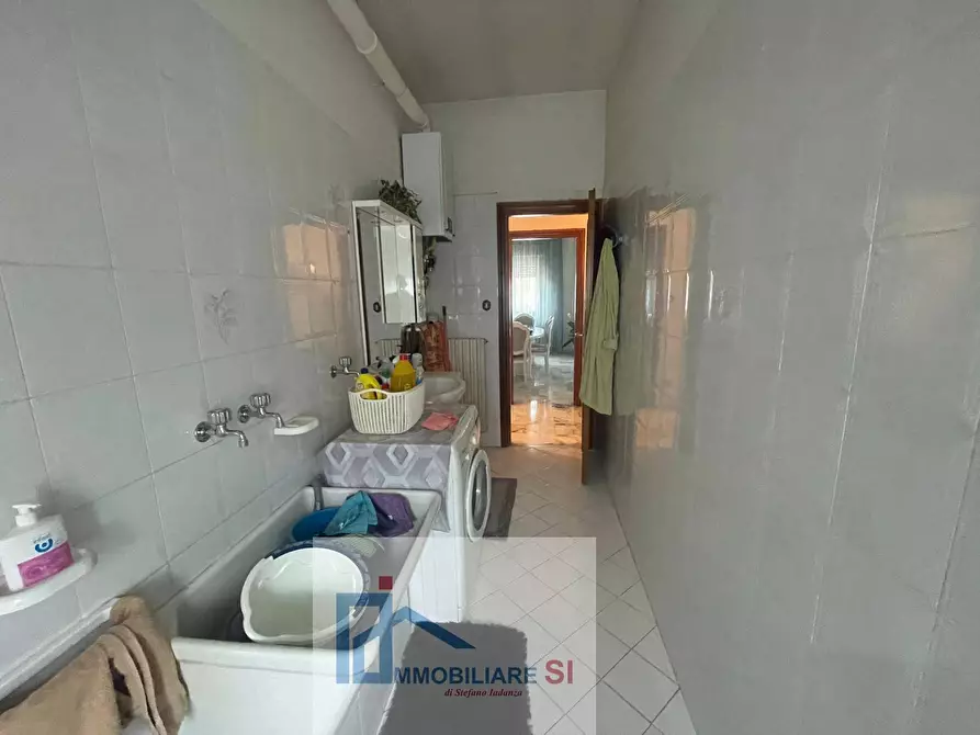 Immagine 27 di Appartamento in vendita  in Via Vanvitelli a Benevento