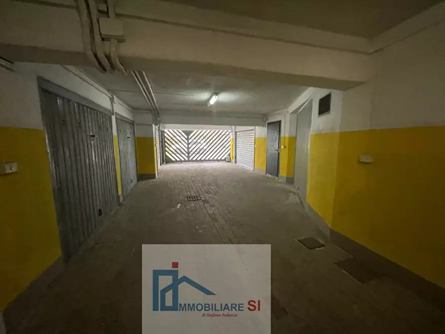 Immagine 40 di Appartamento in vendita  in Via Vanvitelli a Benevento