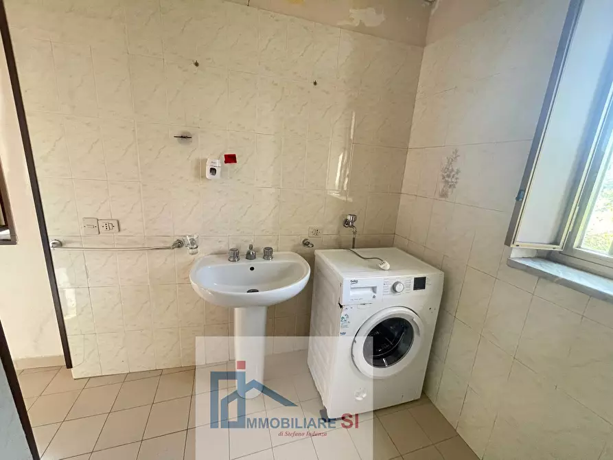 Immagine 22 di Casa semindipendente in vendita  in Contrada Cardilli a Sant'angelo A Cupolo