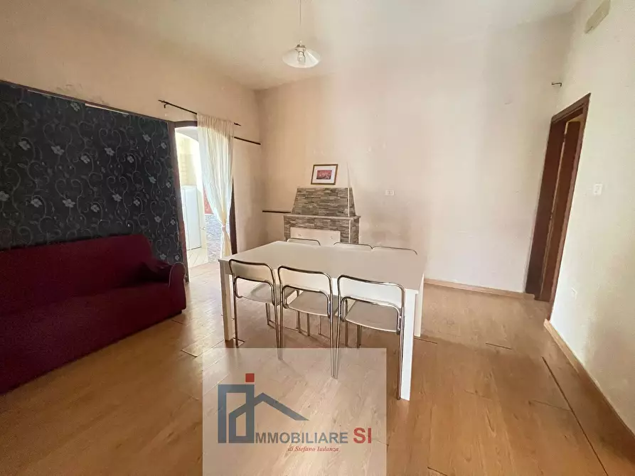 Immagine 1 di Casa semindipendente in vendita  in Contrada Cardilli a Sant'angelo A Cupolo