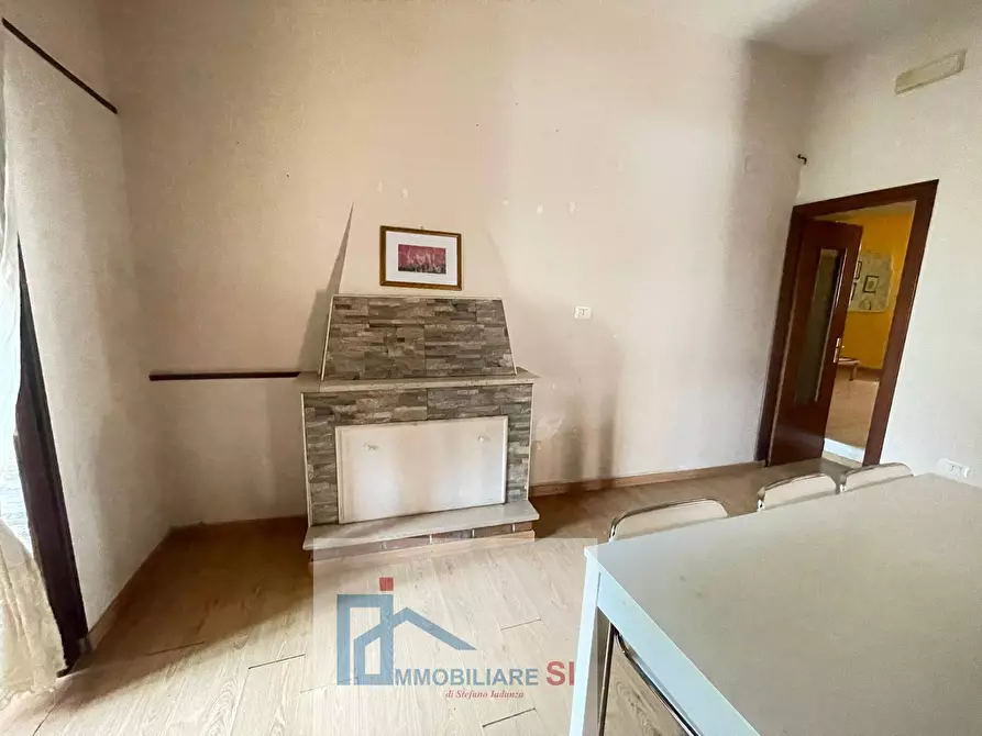 Immagine 8 di Casa semindipendente in vendita  in Contrada Cardilli a Sant'angelo A Cupolo