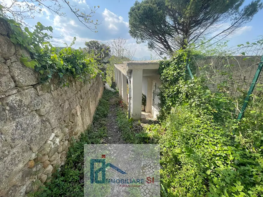 Immagine 31 di Casa semindipendente in vendita  in Contrada Cardilli a Sant'angelo A Cupolo