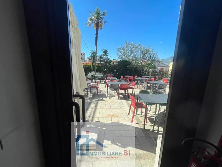 Immagine 11 di Attività commerciale in vendita  in Via Roma a Foglianise