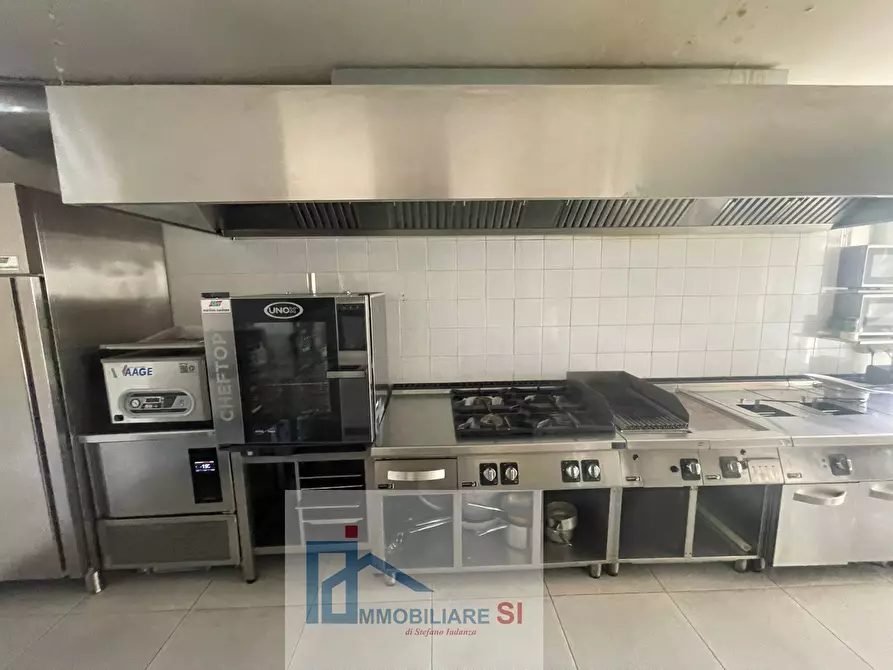 Immagine 25 di Attività commerciale in vendita  in Via Roma a Foglianise