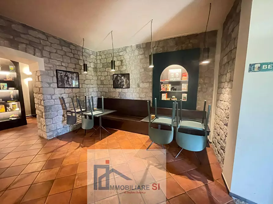 Immagine 13 di Attività commerciale in vendita  in Via Roma a Foglianise
