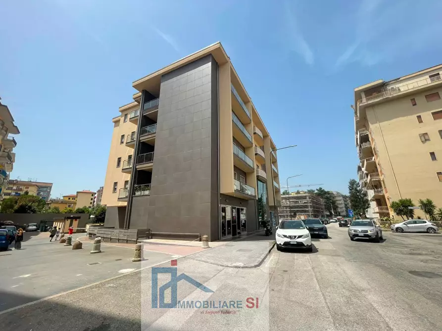 Immagine 3 di Appartamento in vendita  in Via Enzo Marmorale a Benevento