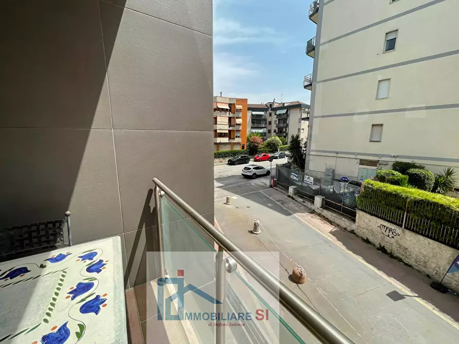 Immagine 25 di Appartamento in vendita  in Via Enzo Marmorale a Benevento