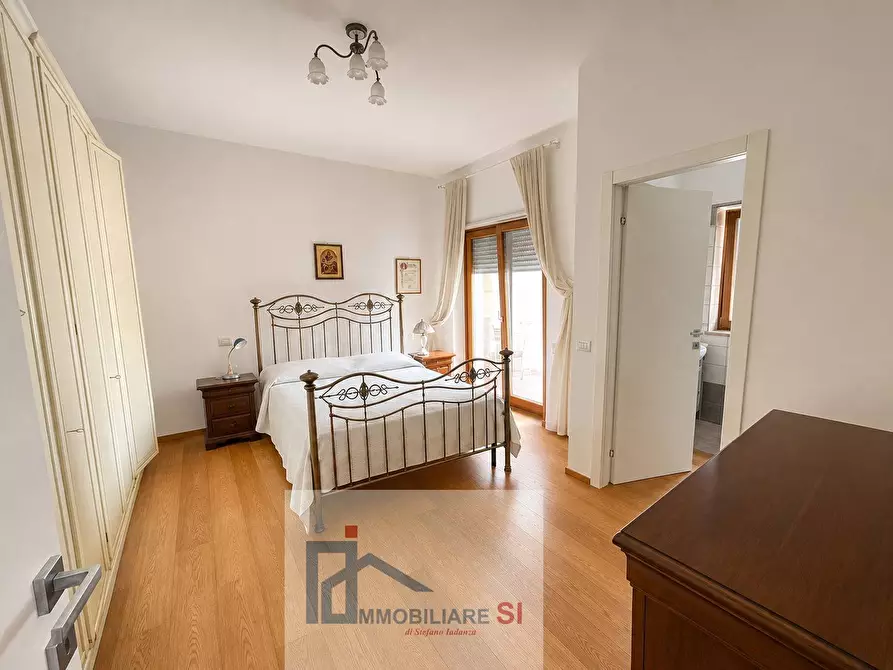 Immagine 21 di Appartamento in vendita  in Via Enzo Marmorale a Benevento