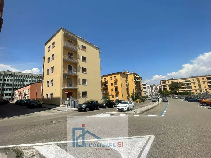 Immagine 1 di Appartamento in vendita  in Via Dei Bersaglieri a Benevento