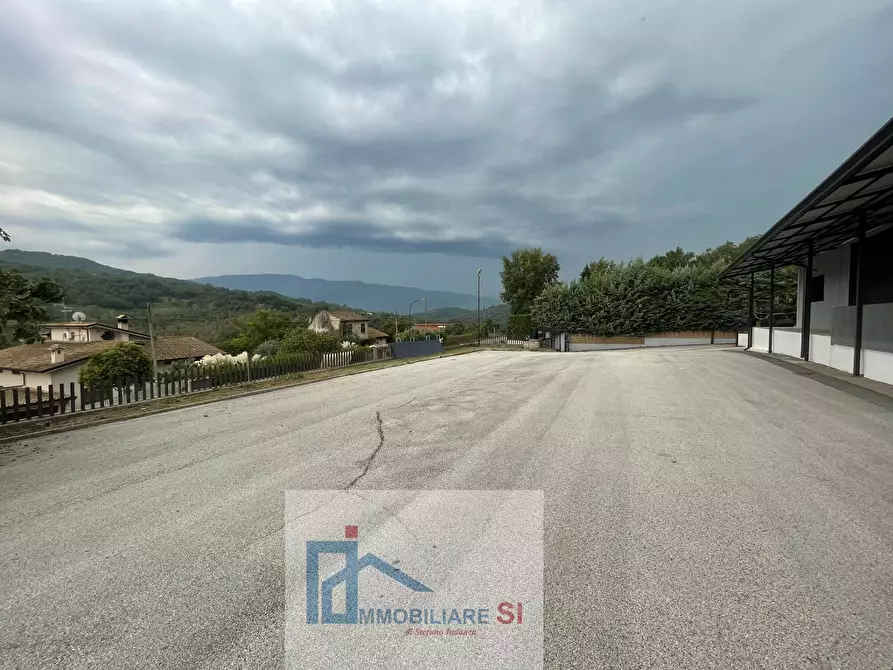 Immagine 21 di Capannone industriale in affitto  in Via Appia Antica a Apollosa