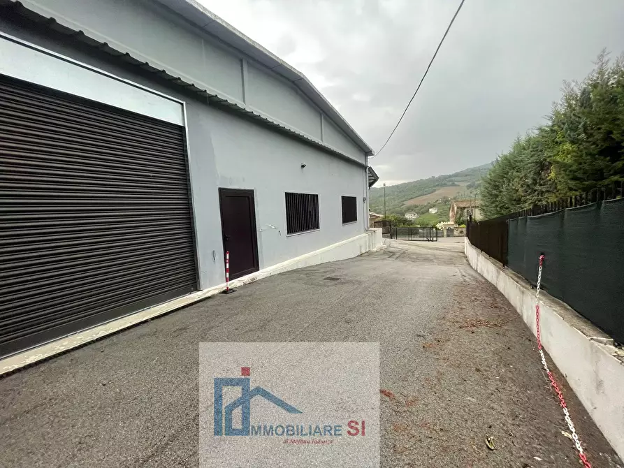 Immagine 18 di Capannone industriale in affitto  in Via Appia Antica a Apollosa