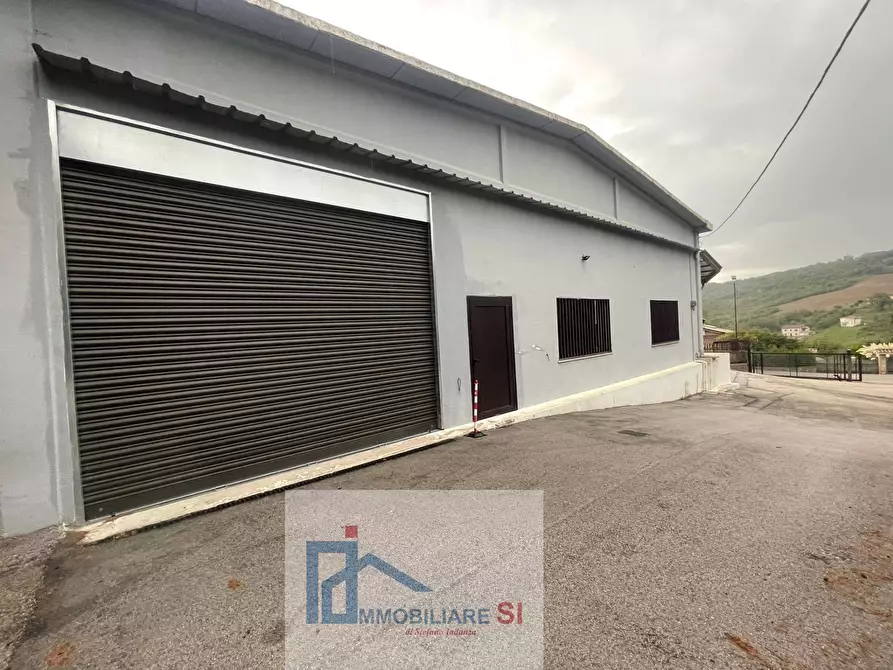 Immagine 17 di Capannone industriale in affitto  in Via Appia Antica a Apollosa