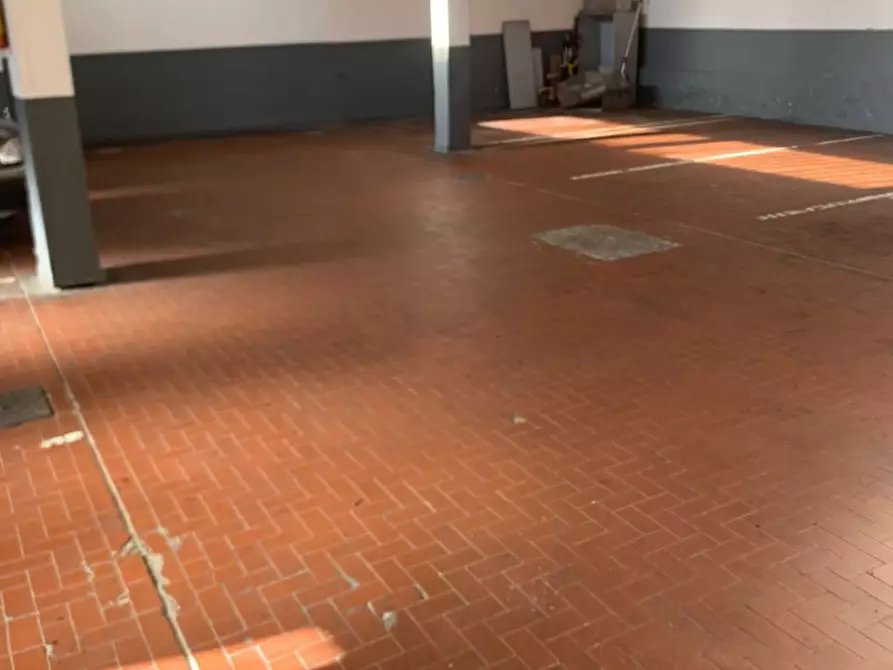 Immagine 3 di Box auto in vendita  in Via Celesia a Genova